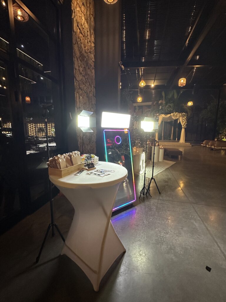 מראת סלפי, מראת צילום, עמדת צילום לאירועים